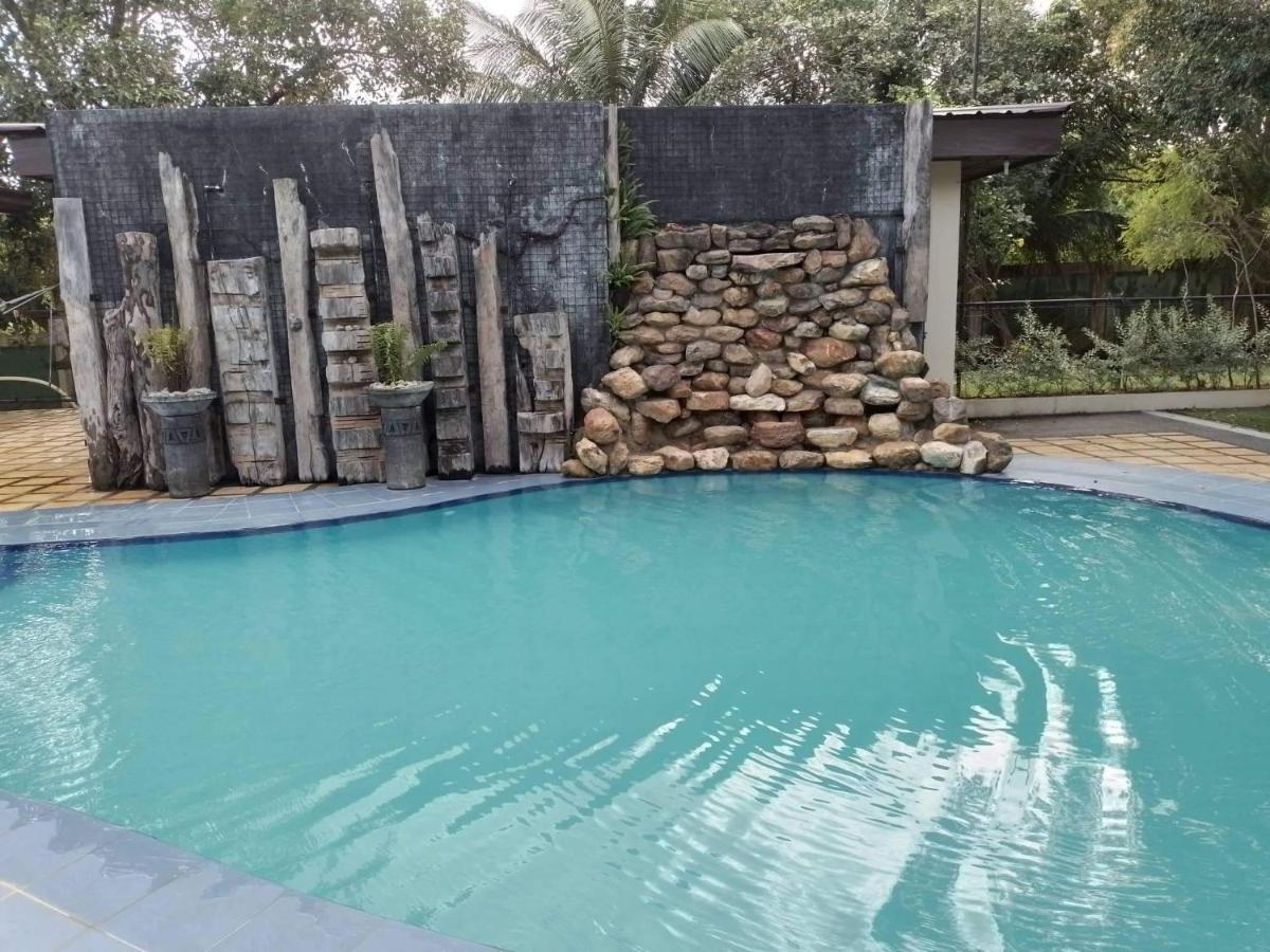Villa Marilyn Resort And Hotel Coron Bagian luar foto
